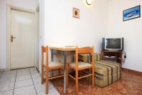 Televízia a/alebo spoločenská miestnosť v ubytovaní Apartments with a parking space Orebic, Peljesac - 10075