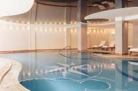 The swimming pool at or close to Wellness Refugium & Resort Hotel Alpin Royal - Small Luxury Hotels of the World