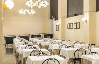 A restaurant or other place to eat at Hotel Guitart Rosa - Adults Only