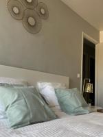 Posteľ alebo postele v izbe v ubytovaní Appartement à 50 mètres de la Plage des Estagnots à Seignosse, Landes