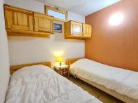 Łóżko lub łóżka w pokoju w obiekcie Charmant appartement 3 pièces, terrasse, ski à proximité - FR-1-425-135