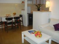 Kuchyň nebo kuchyňský kout v ubytování Apartments with parking spaces Supetar, Brac - 13180