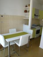 Kuchyň nebo kuchyňský kout v ubytování Apartments with parking spaces Supetar, Brac - 13180