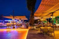 Un restaurant sau alt loc unde se poate mânca la Hotel Caprea