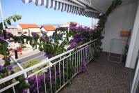 Balkón alebo terasa v ubytovaní Apartments with a parking space Makarska - 9696