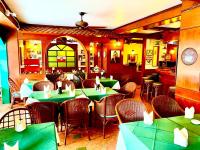 En restaurant eller et andet spisested på Grillhütte Patong