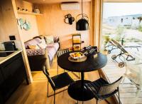Posedenie v ubytovaní BUQEZ ECO RESORT - Villa 3 - Beautiful sea view - directly by sea