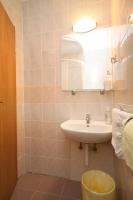 Koupelna v ubytování Apartment Slano 2682c
