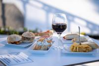 Еда / где поесть недалеко от отеля