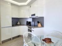 A kitchen or kitchenette at Ocean Garden Suite 004 con vistas al mar