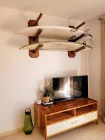 TV a/nebo společenská místnost v ubytování CASA DEL MAR - Cozy Beach House