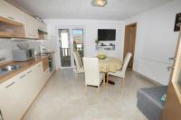 Kuchyň nebo kuchyňský kout v ubytování Apartments Marin