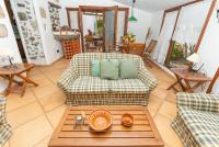 A seating area at Casa Rural La Capellania