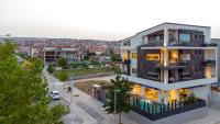 Budova, v ktorej sa apartmánový hotel nachádza