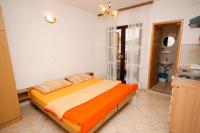Posteľ alebo postele v izbe v ubytovaní Apartments with a parking space Podaca, Makarska - 4747