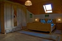 A bed or beds in a room at Lercherhof