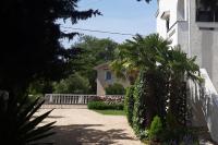 Vonkajšia záhrada v ubytovaní Apartments with parking spaces Sveti Anton, Krk - 5288