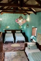 Łóżko lub łóżka w pokoju w obiekcie Room in Villa - Beautiful Accommodation At The Heart Of Andalusia