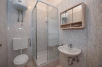 Kúpeľňa v ubytovaní Apartments by the sea Kustici, Pag - 6353