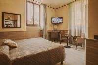 A television and/or entertainment centre at Hotel Valentino Centro Storico
