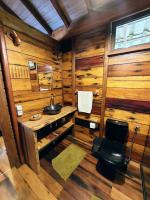 Woodstock Bungalow - Barra Grande - condo frente praiaにあるバスルーム