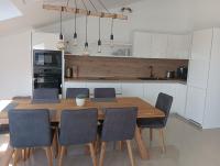 Kuchyň nebo kuchyňský kout v ubytování Penthouse Sunset