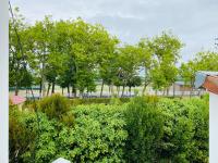 Ogród w obiekcie Très jolie Villa Bianca, maison avec jardin privé à Deauville