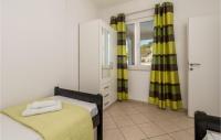 Posteľ alebo postele v izbe v ubytovaní Awesome Apartment In Lukovo Sugarje