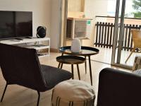 Plán poschodí v ubytovaní Bel appartement à Cavalaire-sur-Mer, 4 couchages, clim, proche commodités, parking, balcon - FR-1-226B-118