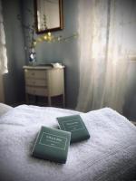 Villa Sol B&B and Hostelにあるベッド