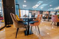 Гостиная зона в HOTEL LOBBY