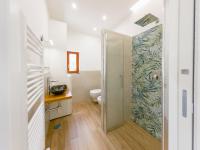 A bathroom at La Pigna Sorrento