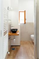A bathroom at La Pigna Sorrento