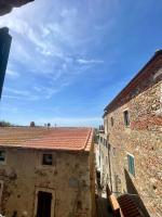 Budova, v ktorej sa dovolenkový dom nachádza