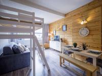 Część wypoczynkowa w obiekcie Charmant appart rénové 4 pers, sauna, piscine, proche thermes et télécabine - Saint-Lary Village - FR-1-296-435