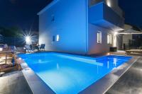 Půdorys ubytování Family friendly apartments with a swimming pool Kastel Kambelovac, Kastela - 16162