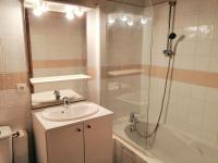 Plán poschodí v ubytovaní Appartement spacieux 4 pièces, 8 pers., balcon Sud, proche remontées mécaniques - Morillon 1100 - FR-1-412-73