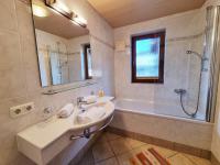 Kúpeľňa v ubytovaní Ferienhaus Berghof