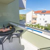 Bazén v ubytovaní Apartment Mali San alebo v jeho blízkosti