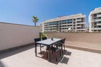 A balcony or terrace at LivinMálaga Los Álamos Suites II