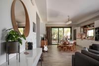 Posedenie v ubytovaní Heliophos Villa Aitheria