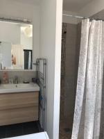 Půdorys ubytování Joli appartement récent tout confort parking privé