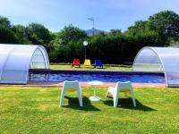 Bazén v ubytování Villa Bosque Albite nebo v jeho okolí