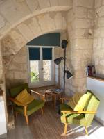 Posedenie v ubytovaní Le Lodge de Richard, studio indépendant