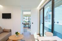Televízia a/alebo spoločenská miestnosť v ubytovaní The First Key Luxury & small apartment in the center of Xanthi