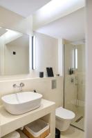 Kúpeľňa v ubytovaní The First Key Luxury & small apartment in the center of Xanthi