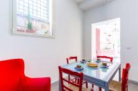 Posedenie v ubytovaní Sansevero Family Apartment by Wonderful Italy