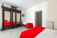 Posteľ alebo postele v izbe v ubytovaní Sansevero Family Apartment by Wonderful Italy