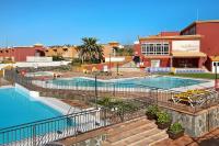 Bazén v ubytování Villa Hyc Playa de las burras nebo v jeho okolí