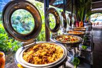 Jídlo v rezortu nebo okolí